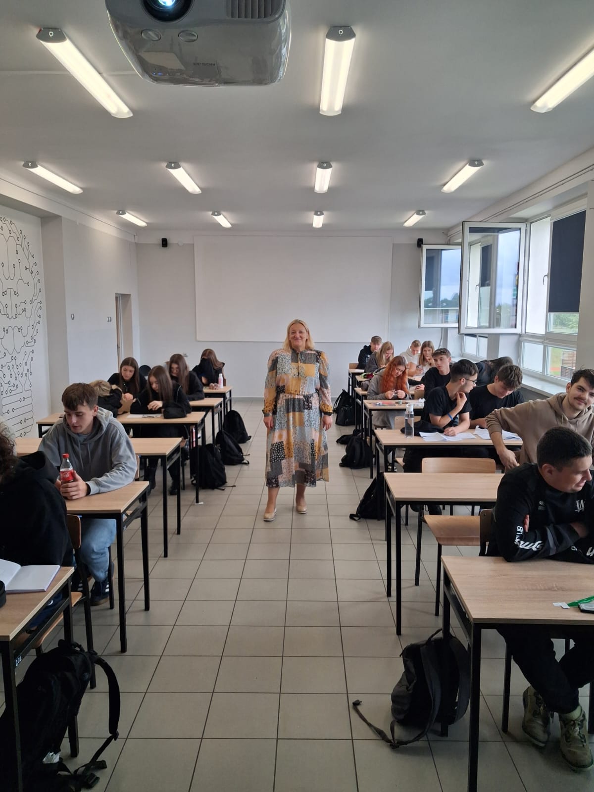 Z nożyczkami  w Krainie Matematyki - 9.06.2025 r.