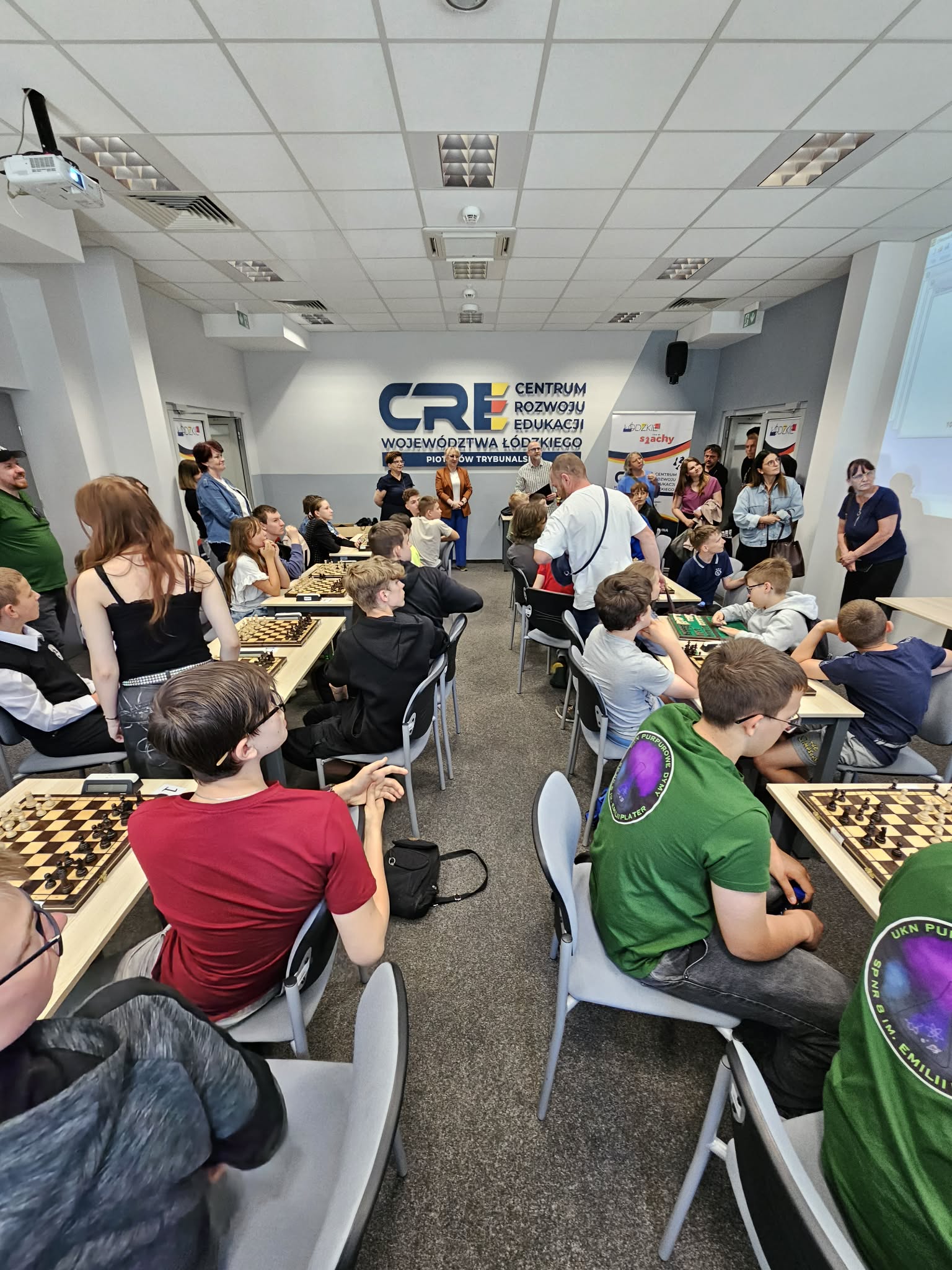 Turniej szachowy z okazji Dnia Dziecka w Centrum Rozwoju Edukacji WŁ w Piotrkowie Trybunalskim 2026